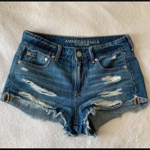 American eagle tomgirl shortie